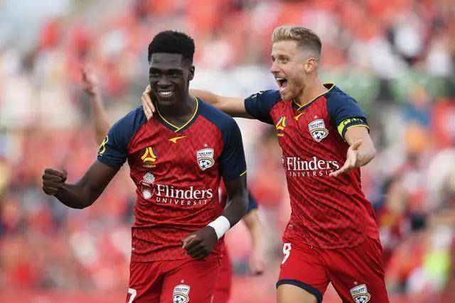 赵继伟：高对抗下保持命中率 我们现在做不到